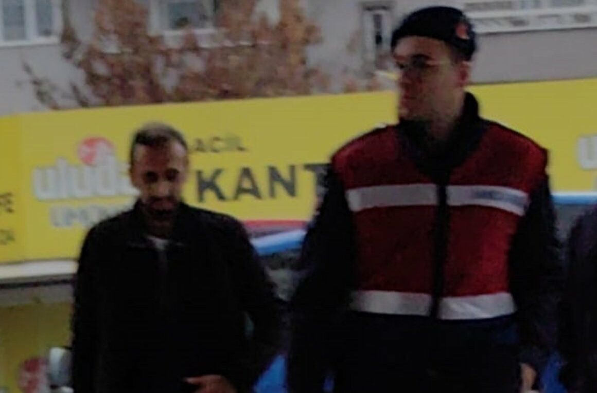 Yeniceli Kemal, ATATÜRK’e hakaretten tutuklandı