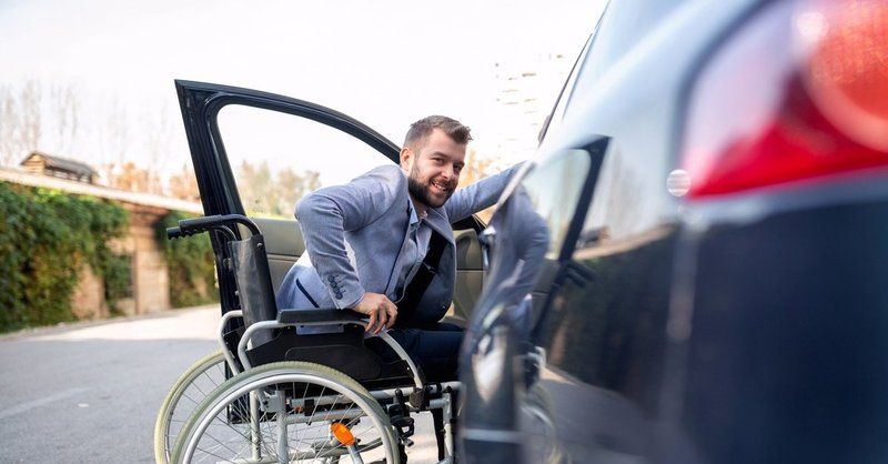 Engelli vatandaşların ÖTV muafiyetli sıfır araç alımlarında yeni limit belirlendi.