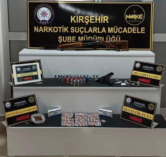 Kırşehir polisinden uyuşturucu satıcılarına darbe