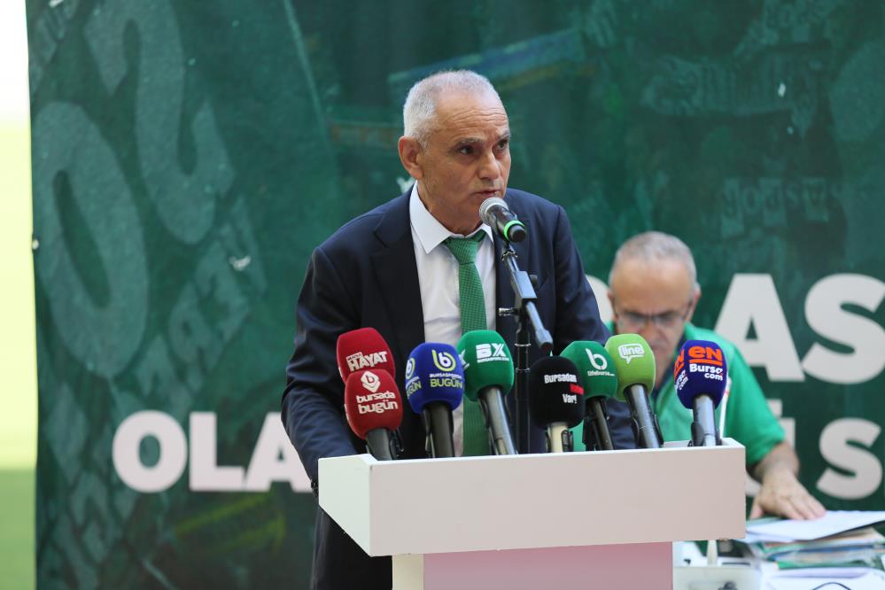 Bursaspor’da Başkan Recep Günay olağan üstü kongre kararı aldı