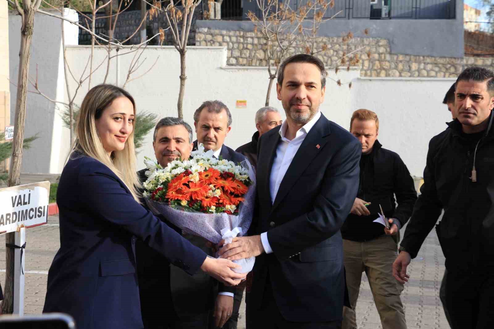 Enerji ve Tabii Kaynaklar Bakanı Bayraktar, Şırnak’ta ziyaretlerde bulundu