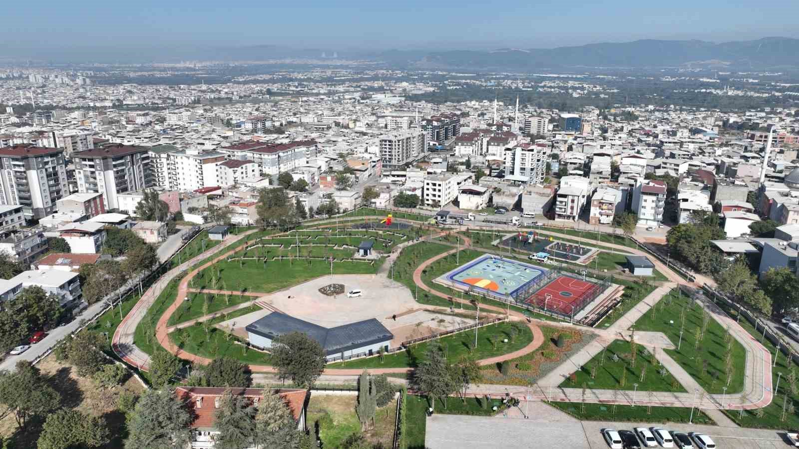 Bursa’da 2023 Büyükşehir Belediyesinin  yardım ve yatırımlarıyla geçti