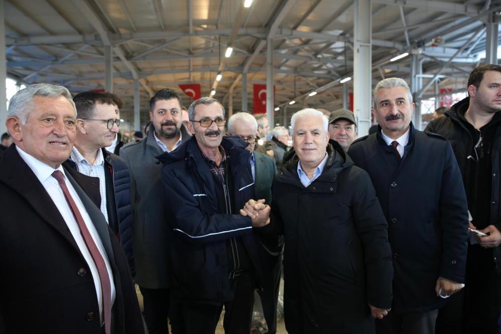 CHP’nin Bursa Büyükşehir adayı Bozbey’den çiftçiye destek sözü