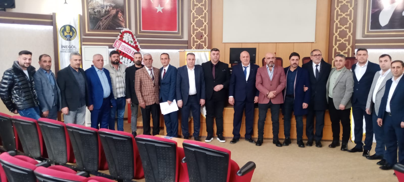 İnegöl Bitlis Kültür ve Yardımlaşma Derneği’nde Metin İbiş, Tekrar Başkanlık Koltuğuna Oturdu