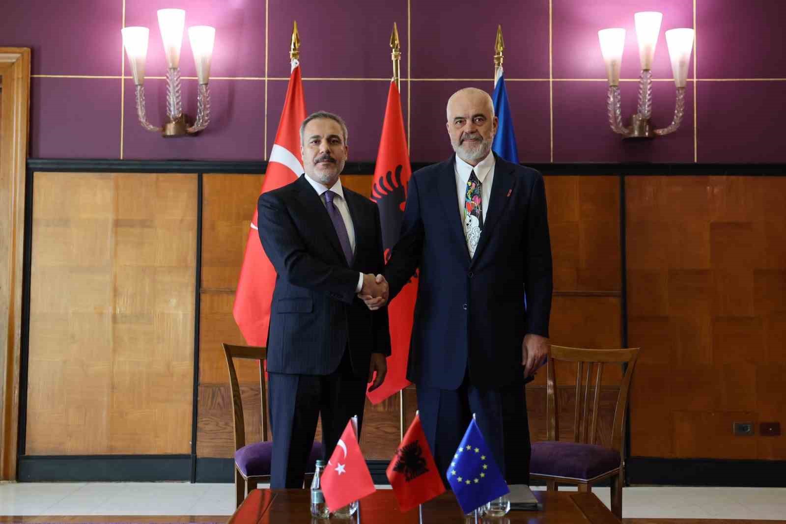 Bakan Fidan, Arnavutluk Başbakanı Rama tarafından kabul edildi