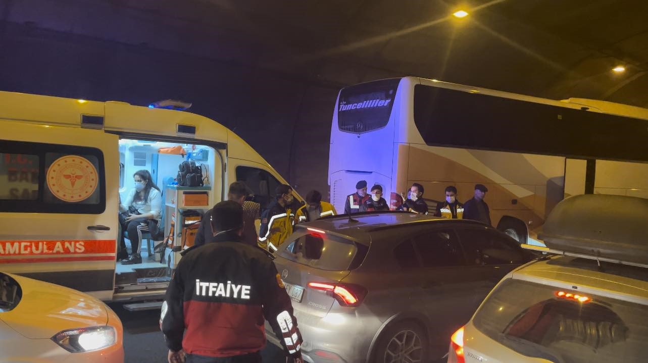 Osmaniye’de tünelde zincirleme trafik kazası: 1 ölü, 6 yaralı