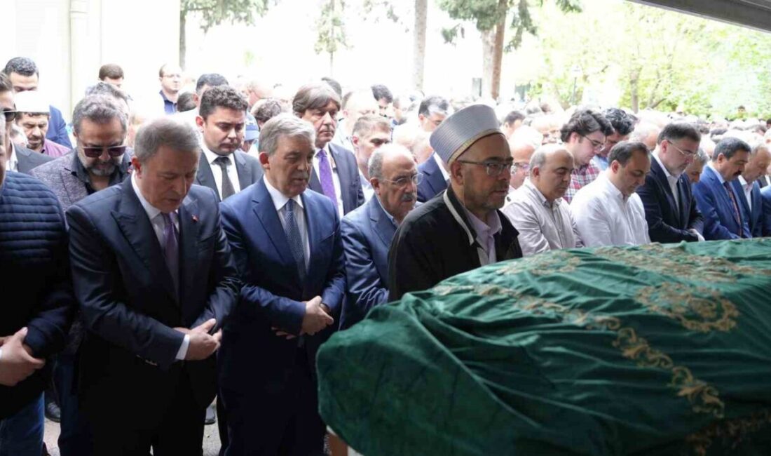 11. Cumhurbaşkanı Abdullah Gül’ün acı günü 11. Cumhurbaşkanı Abdullah Gül’ün dayısı Ege Üniversitesi Tıp Fakültesi emekli
