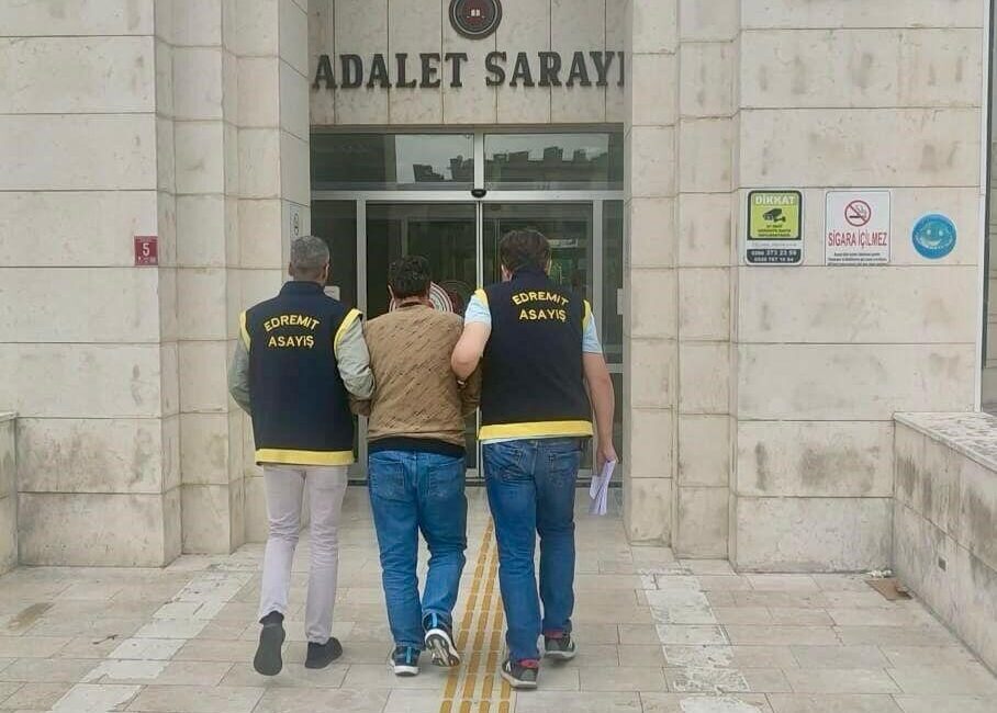 77 yıl hapis cezası olan şahıs Balıkesir’de yakalandı Ağrı’da cinayet işleyen ve hakkında 3 kez ağırlaştırılmış müebbet ve