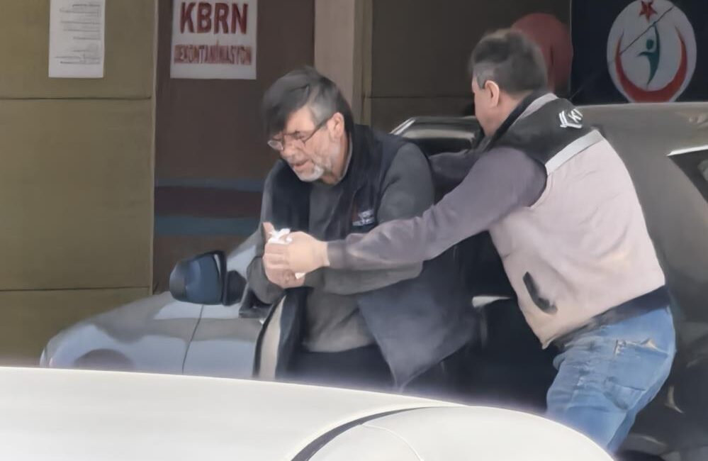 İnegöl’de Elini makineye kaptıran işçinin 3 parmağı koptu İnegöl ilçesinde faaliyet gösteren bir mobilya imalathanesinde meydana gelen olayda