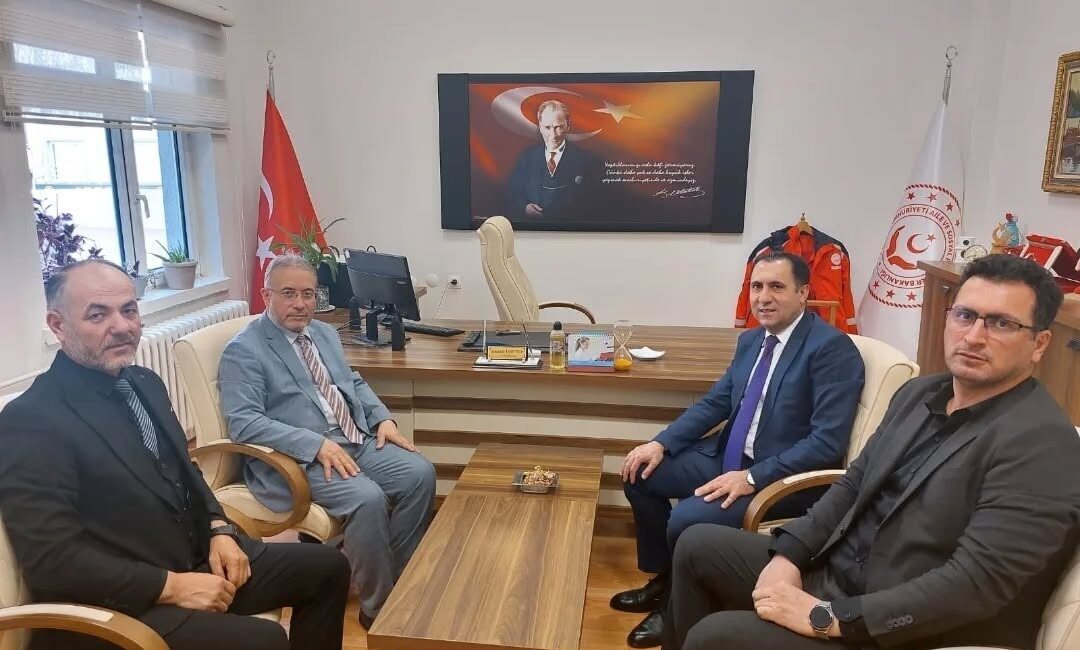 Aile yılı çalışmaları Bozüyük’te başladı Bozüyük Müftüsü Muammer Ölmez başkanlığında ilçede 2025 yılı aile teması