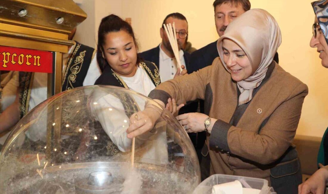 AK Parti Kadın Kollarından 81 ilde 23 Nisan coşkusu AK Parti Genel Merkez Kadın Kolları Başkanı ve İstanbul Milletvekili