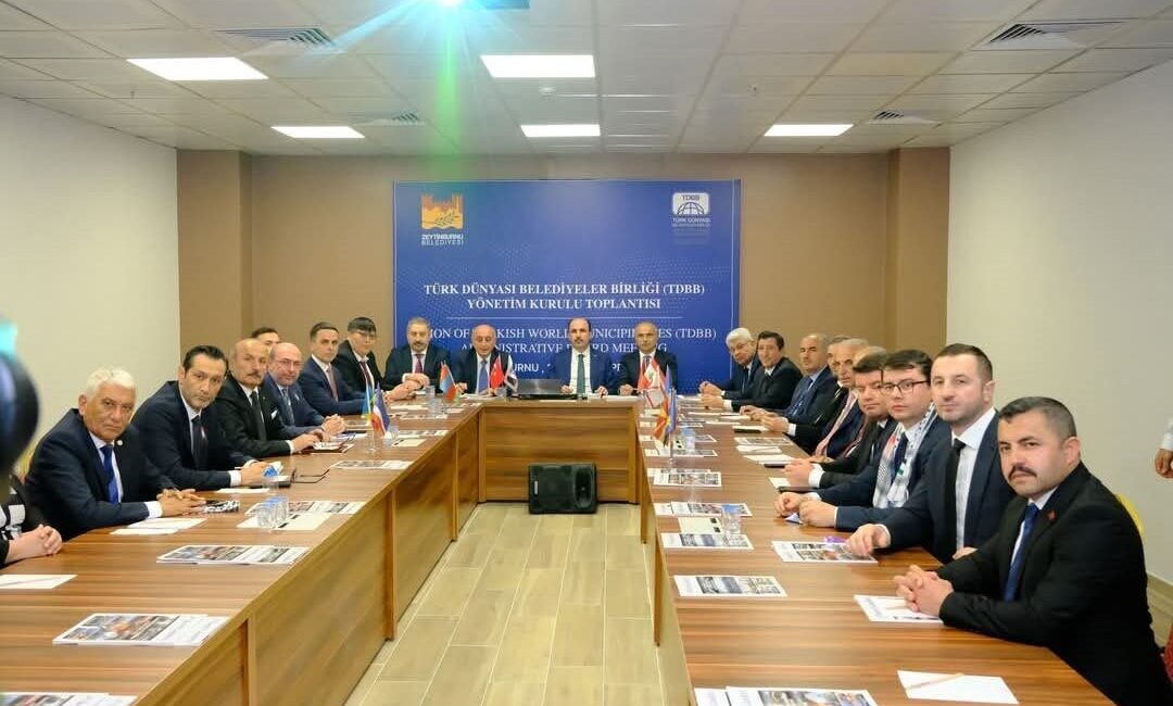 Akdağmadeni Belediye Başkanı Yalçın, TDBB Yönetim Kurulu üyeliğine seçildi Akdağmadeni Belediye Başkanı Nezih Yalçın, Türk Dünyası Belediyeler Birliği Genel