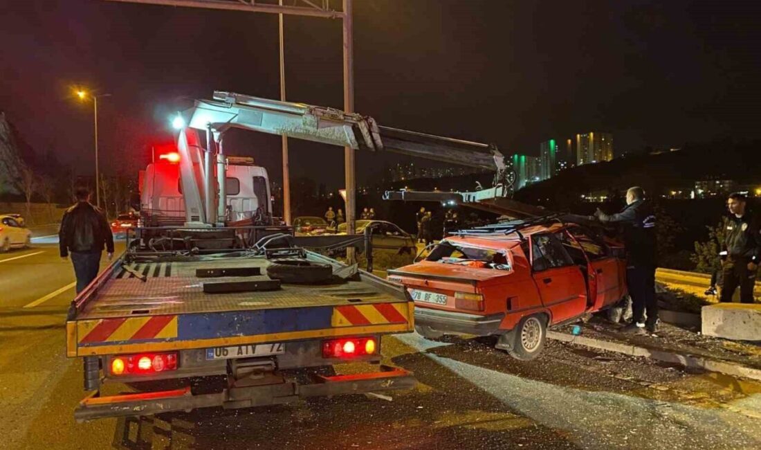 Ankara’da iki aracın karıştığı trafik kazasında 2’si ağır 6 kişi yaralandı Ankara’nın Mamak ilçesinde iki aracın çarpıştığı trafik kazasında 6 kişi