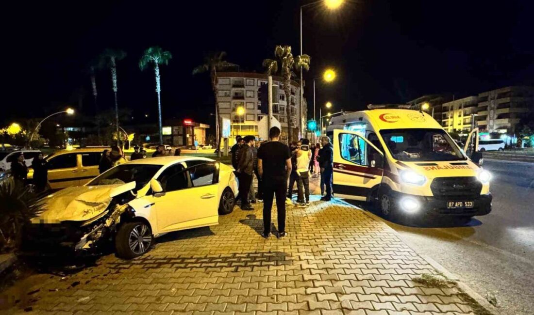 Antalya’da kırmızı ışık ihlali kazayı beraberinde getirdi: 2’si çocuk 4 yaralı Antalya’nın Gazipaşa ilçesinde kırmızı ışık ihlali sonucu iki otomobilin çarpışması