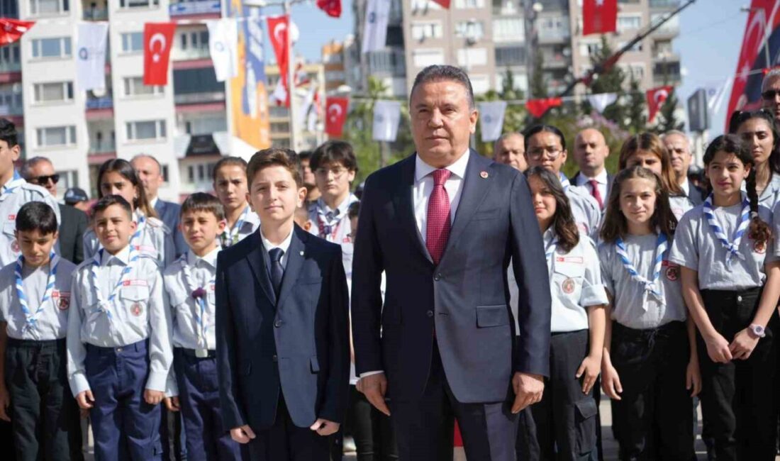 Antalya’nın çocuk başkanından dünya çocuklarına barış çağrısı Antalya Büyükşehir Belediye Başkanı Muhittin Böcek, 23 Nisan’da koltuğunu 4.
