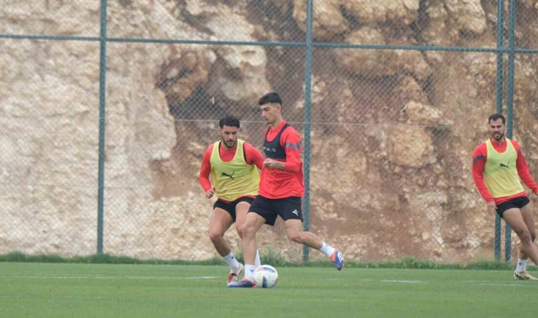 Atakaş Hatayspor, Başakşehir maçı hazırlıklarını sürdürdü Trendyol Süper Lig’in 34. haftasında Mersin Stadyumu’nda Başakşehir ile karşılaşacak
