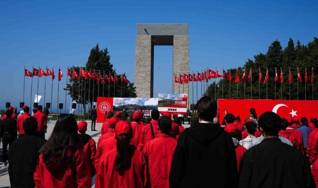 Bakan Bak, Çanakkale’de anma yürüyüşüne katılan gençleri paylaştı Gençlik ve Spor Bakanı Osman Aşkın Bak, sosyal medya hesabından
