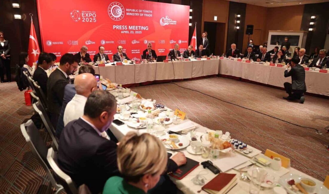 Bakan Bolat: “Japonya ile Suriye ve Ukrayna’nın yeniden imarında işbirliği yapılabilir” Ticaret Bakanı Ömer Bolat, “Önümüzdeki süreçte, Ukrayna ve Suriye’nin yeniden