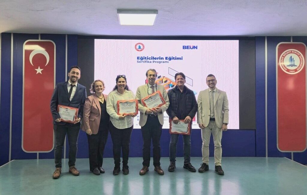 BEUN’da akademik personele yönelik “Eğiticilerin Eğitimi” programı düzenlendi Zonguldak Bülent Ecevit Üniversitesi akademik personeline yönelik olarak düzenlenen “Eğiticilerin