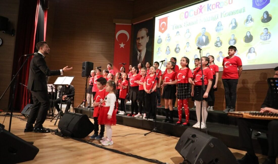 Büyük bayram, çocukların konseriyle coşkuyla kutlandı Melikgazi Belediyesi Çocuk Korosu’nun 23 Nisan Ulusal Egemenlik ve Çocuk