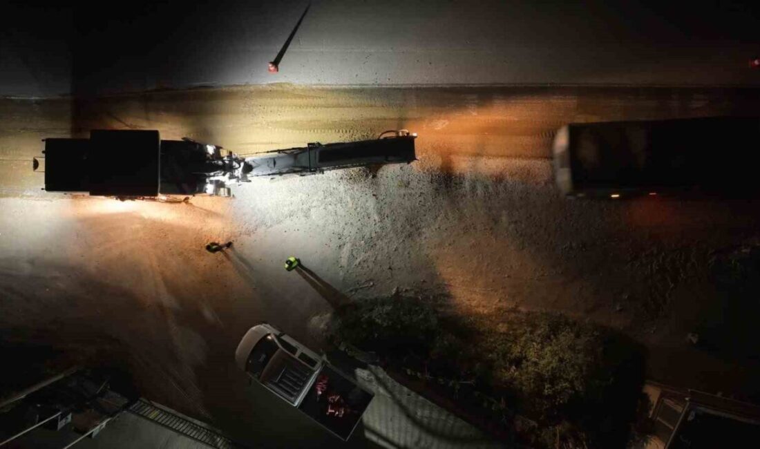 Büyükşehir’den Çalı-Kayapa yolunda gece mesaisi Bursa Büyükşehir Belediyesi, Çalı-Kayapa arasında yer alan 5 buçuk kilometrelik