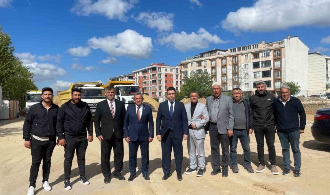 Çorlu’ya yeni okul Kaymakam Murat Eren, Tekirdağ’ın Çorlu ilçesinde yapımı süren okullardaki çalışmaları