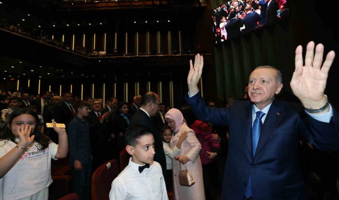 Cumhurbaşkanı Erdoğan, 23 Nisan Ulusal Egemenlik ve Çocuk Bayramı Konseri’ni dinledi Cumhurbaşkanı Recep Tayyip Erdoğan ve eşi Emine Erdoğan, Cumhurbaşkanlığı Çocuk