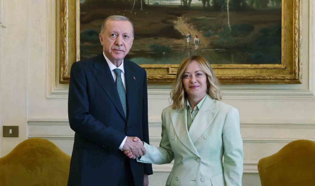 Cumhurbaşkanı Erdoğan, İtalya Başbakanı Meloni ile görüştü Cumhurbaşkanı Recep Tayyip Erdoğan, resmi temaslar için geldiği İtalya’da Başbakan