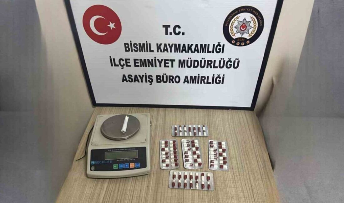 Diyarbakır’da 9 yıl hapis cezası bulunan şahıs yakalandı Diyarbakır’ın Bismil ilçesinde yapılan uygulamalarda 9 yıl 2 ay kesinleşmiş