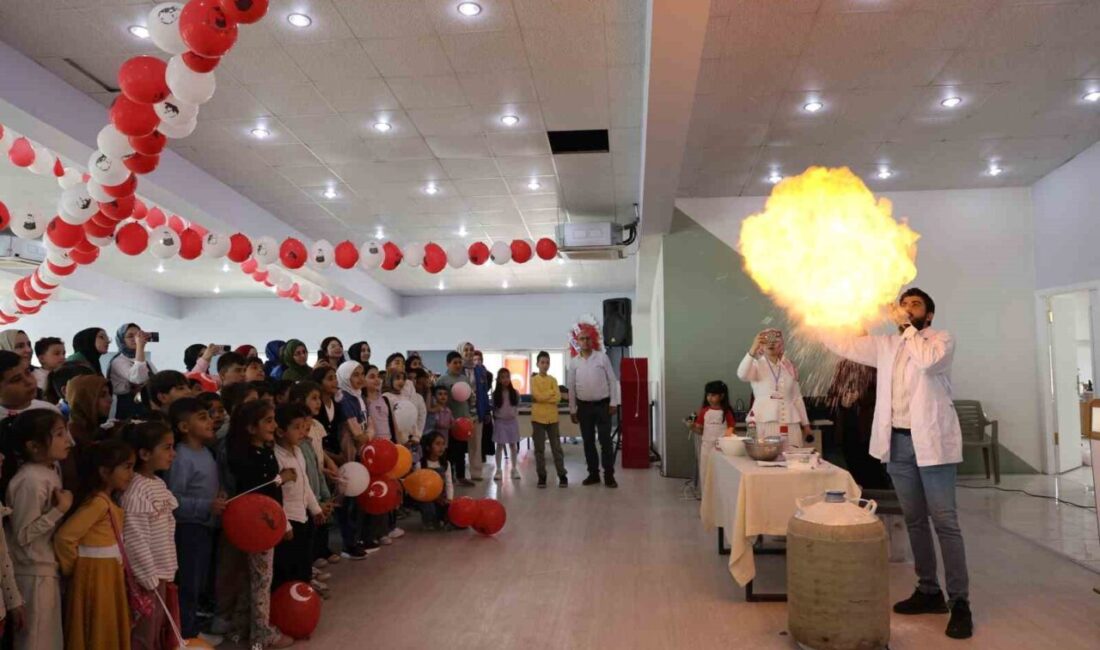 Elazığ Bilim Merkezi’nde 23 Nisan coşkusu Elazığ Bilim Merkezi, 23 Nisan Ulusal Egemenlik ve Çocuk Bayramı