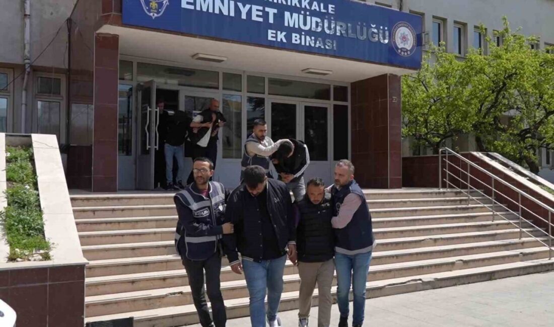 Eşinin telefonuna mesaj atan akrabasını sokak ortasında vurdu: 5 gözaltı Kırıkkale’de bir kişi, eşinin telefonuna mesaj atan akrabasını sokak ortasında