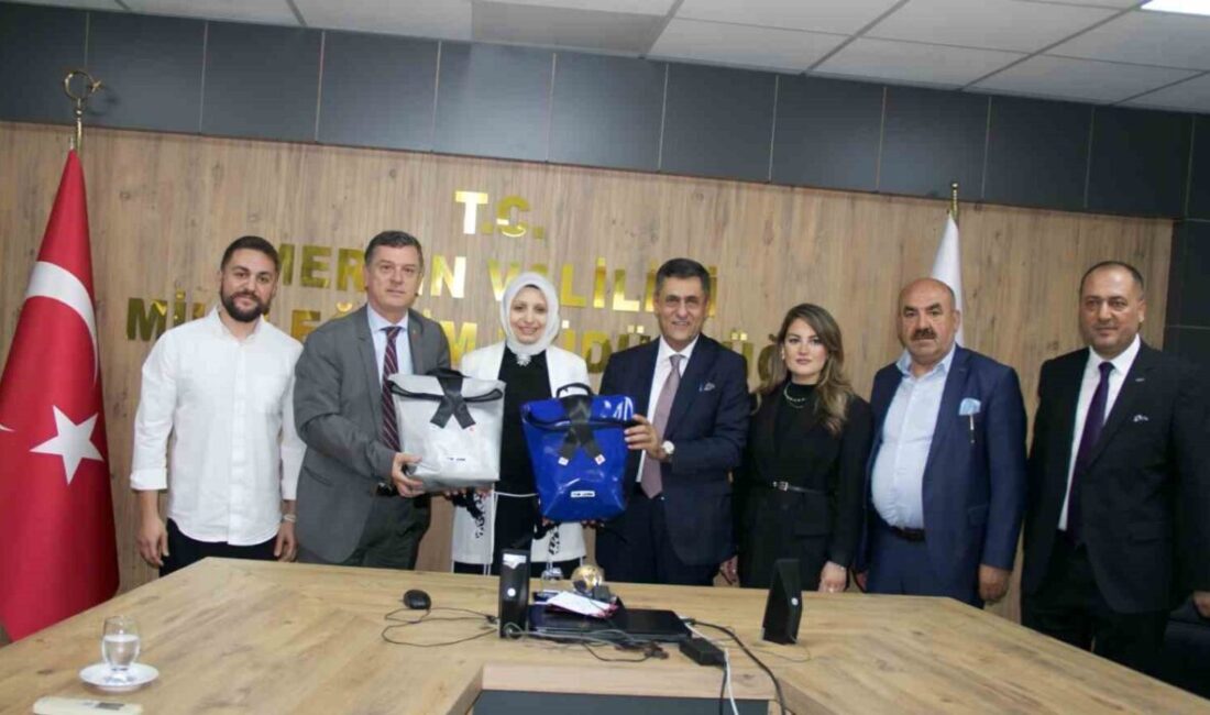 Eski kamyon brandaları çocuklara çanta oldu Nakliyeciler dernekleri işbirliğinde hayata geçirilen ’Eski brandalar çocuklar için okul