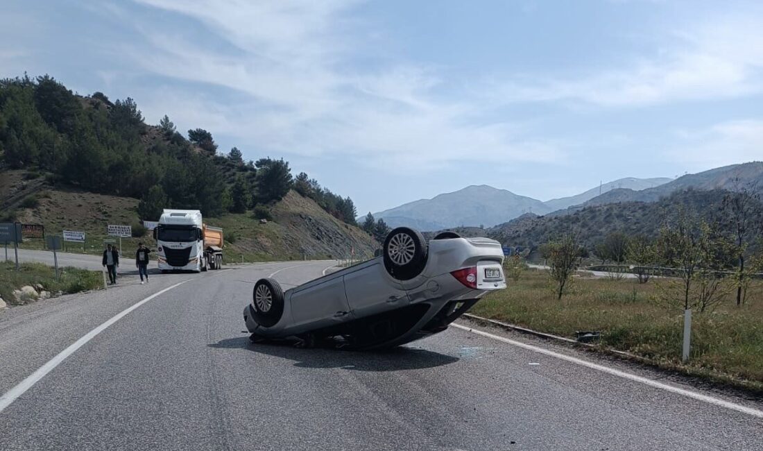 Gölbaşı’nda otomobil takla attı: 1 yaralı Adıyaman’ın Gölbaşı ilçesinde otomobilin takla atması sonucu 1 kişi yaralandı.