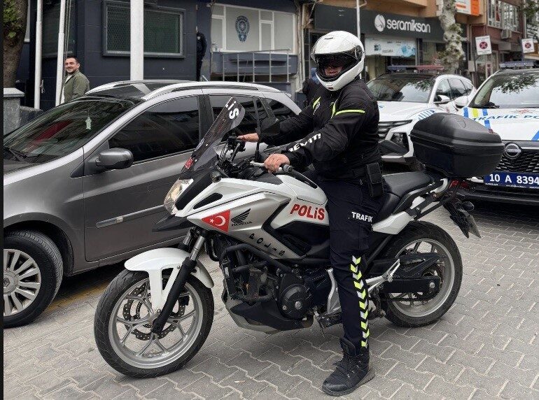 Gönen’de motorize polis ekipleri göreve başladı Balıkesir’in Gönen ilçesi, Gönen İlçe Emniyet Müdürlüğü bünyesinde oluşturulan motorize