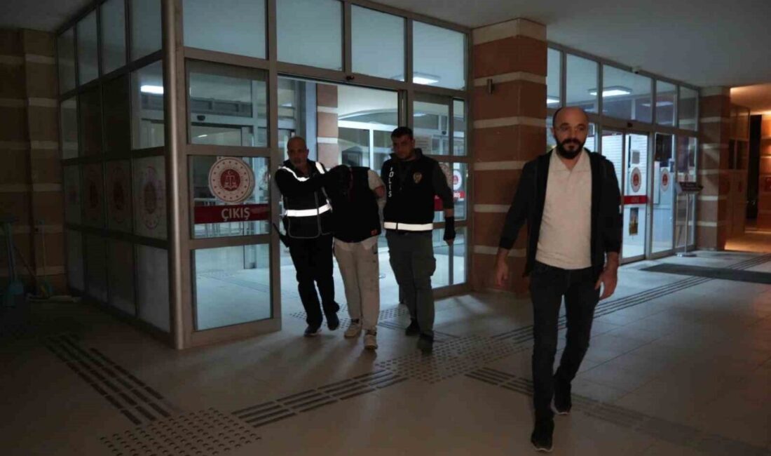 Hamile eşini öldürüp cesetle aynı evde 10 gün boyunca kalan koca tutuklandı Kastamonu’da 8 aylık hamile eşini öldürdükten sonra, cesediyle 10 günden