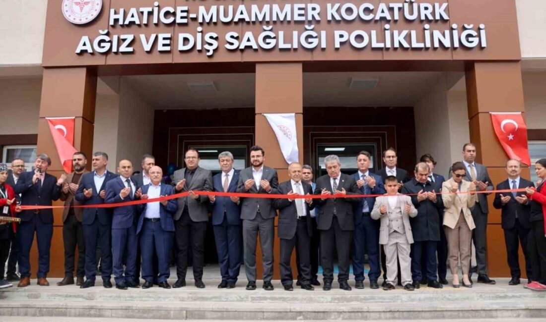 Hatice Muammer Kocatürk Ağız ve Diş Sağlığı Polikliniği hizmete açıldı Kayseri’nin Develi ilçesinde yapımı tamamlanan Hatice Muammer Kocatürk Ağız ve