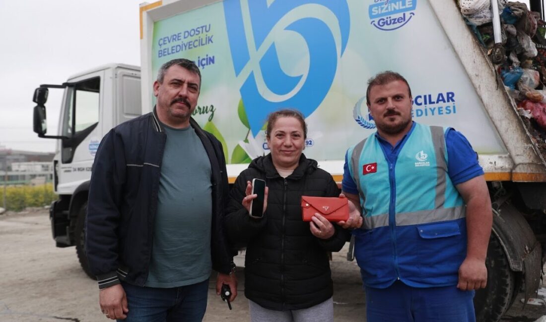 İçinde telefon ve para olan çantasını yanlışlıkla çöpe attı Bağcılar’da yaşayan Özgül Kaya, içerisinde cep telefonu ve 5 bin