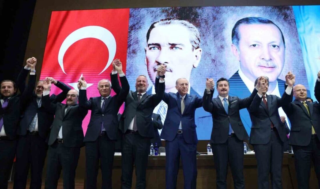 İYİ Parti’den istifa eden iki belediye başkanı AK Parti’ye geçti İYİ Parti’den istifa eden Yenişehir Belediye Başkanı Ercan Özel ve