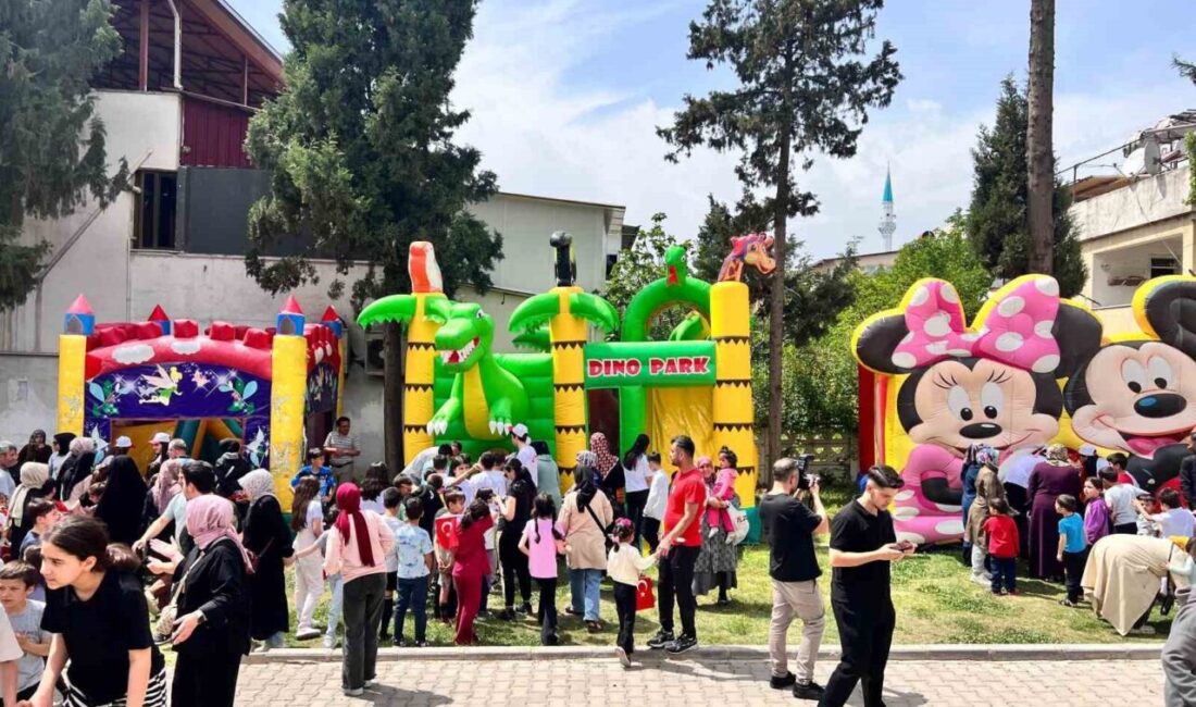 Kahramanmaraş’ta depremzede çocukların 23 Nisan coşkusu Çevre, Şehircilik ve İklim Değişikliği Bakanlığı tarafından 23 Nisan Ulusal