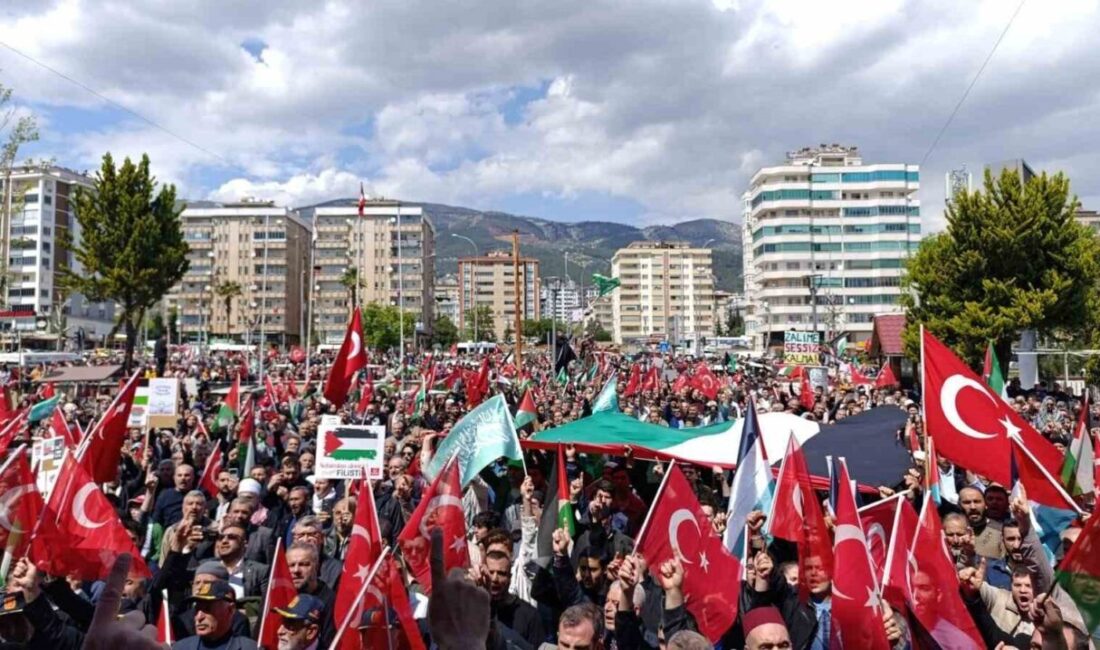 Kahramanmaraş’ta Filistin’e destek yürüyüşü Kahramanmaraş’ta Filistin’e destek yürüyüşü düzenlendi. Onikişubat ilçesinde gerçekleşen yürüyüş, Önder