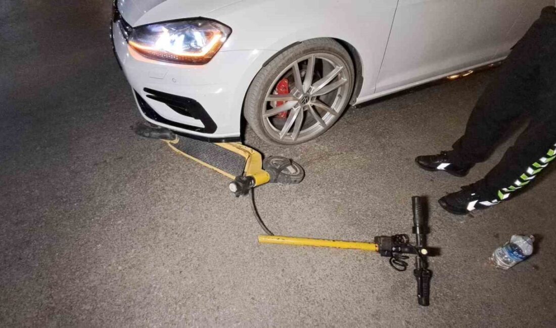 Karaman’da otomobil ile elektrikli skuter çarpıştı: 2 yaralı Karaman’da elektrikli skuter ile otomobilin çarpışması sonucu meydana gelen trafik