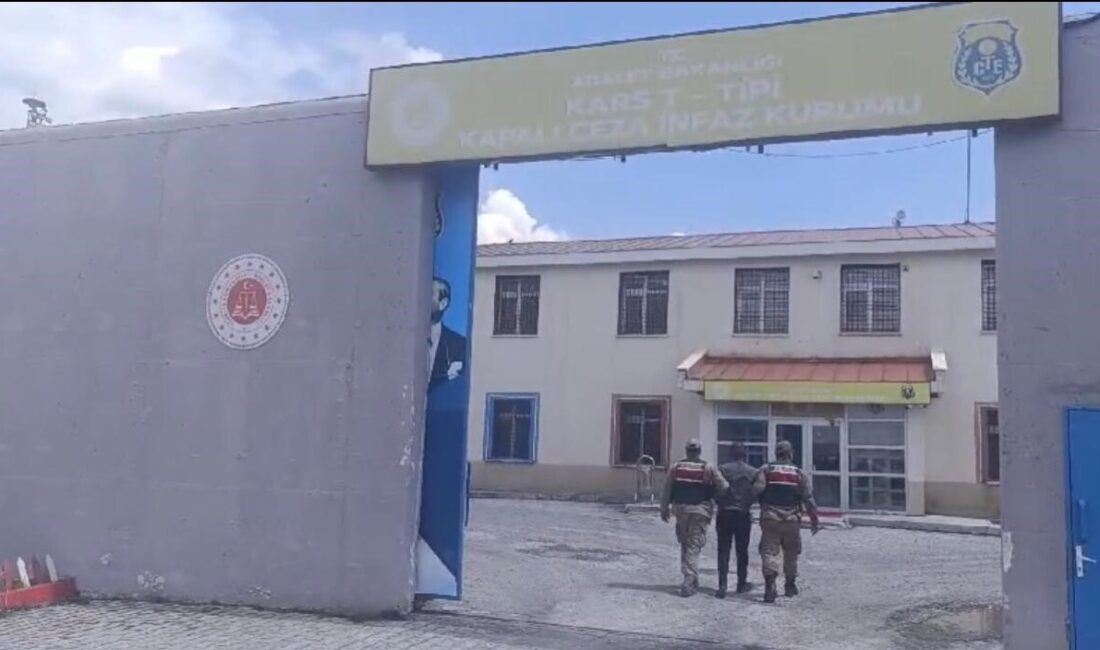 Kars’ta hakkında 4 yıl hapis cezası bulunan 1 kişi yakalandı Kars’ta hakkında 4 yıl kesinleşmiş hapis cezası bulunan 1 kişi