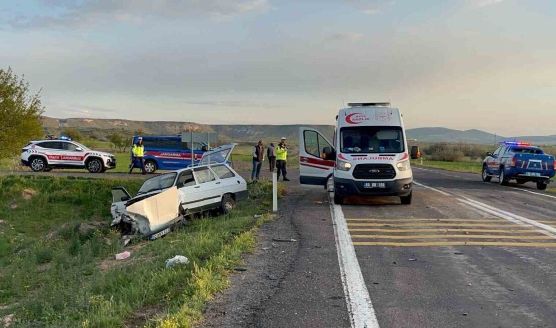 Kavşakta bekleyen aracı sollarken kaza yaptı: 1 ölü, 3 yaralı Nevşehir’de kavşakta duran aracı sollayarak aniden ana yola çıkan araç,