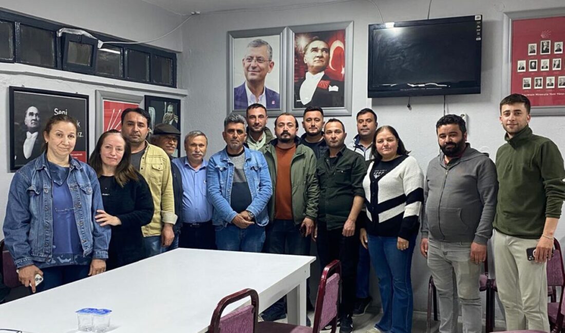 Kula CHP İlçe Başkanlığı’na Hüseyin Yardımcı seçildi Manisa’nın Kula ilçesinde Cumhuriyet Halk Partisi (CHP) İlçe Başkanlığı’na Hüseyin