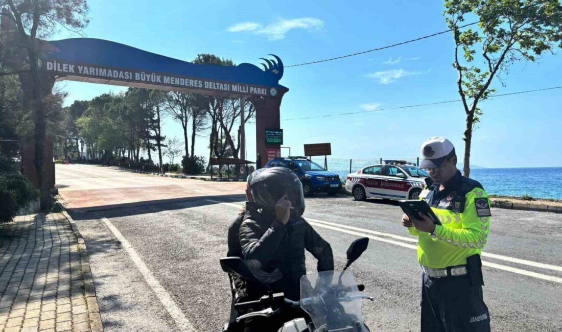 Kuşadası’nda motosiklet sürücüleri bilgilendirildi Aydın’ın Kuşadası ilçesinde Jandarma ekipleri tarafından motosiklet sürücülerine yönelik gerçekleştirilen