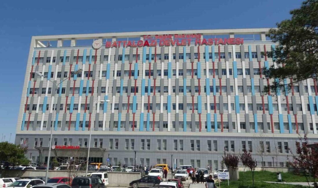 Malatya’daki hastaneler deprem anında izolatörlerle kesintisiz hizmet sunuyor Malatya’da Sağlık Bakanlığı’na bağlı kamu hastaneleri, sismik izolatör sistemleri sayesinde