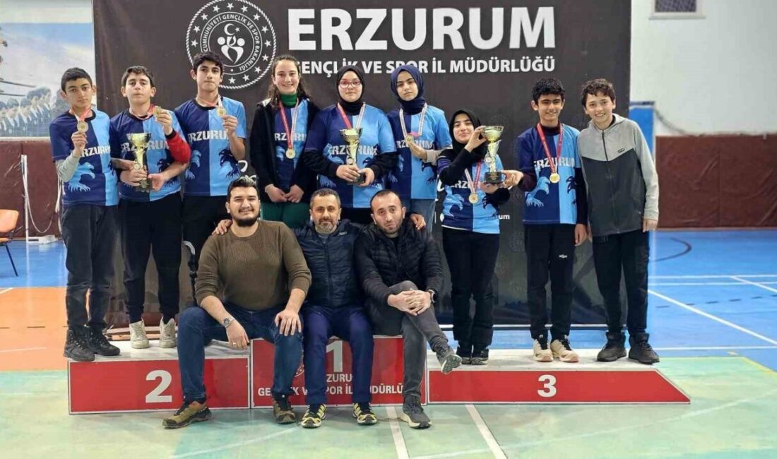 Mimar Sinan Ortaokulu Türkiye Şampiyonası biletini aldı Beden Eğitimi Öğretmeni Mahmut Atmaca yönetimindeki Tuzca Mimar Sinan Ortaokulu,