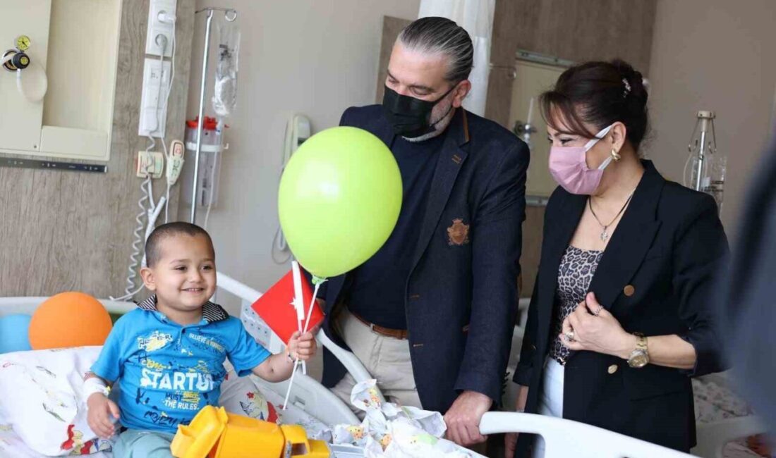 MÜSİAD Antalya’dan kanserle mücadele eden çocuklara bayram hediyesi MÜSİAD Antalya, 23 Nisan Ulusal Egemenlik ve Çocuk Bayramı’nda, kanser