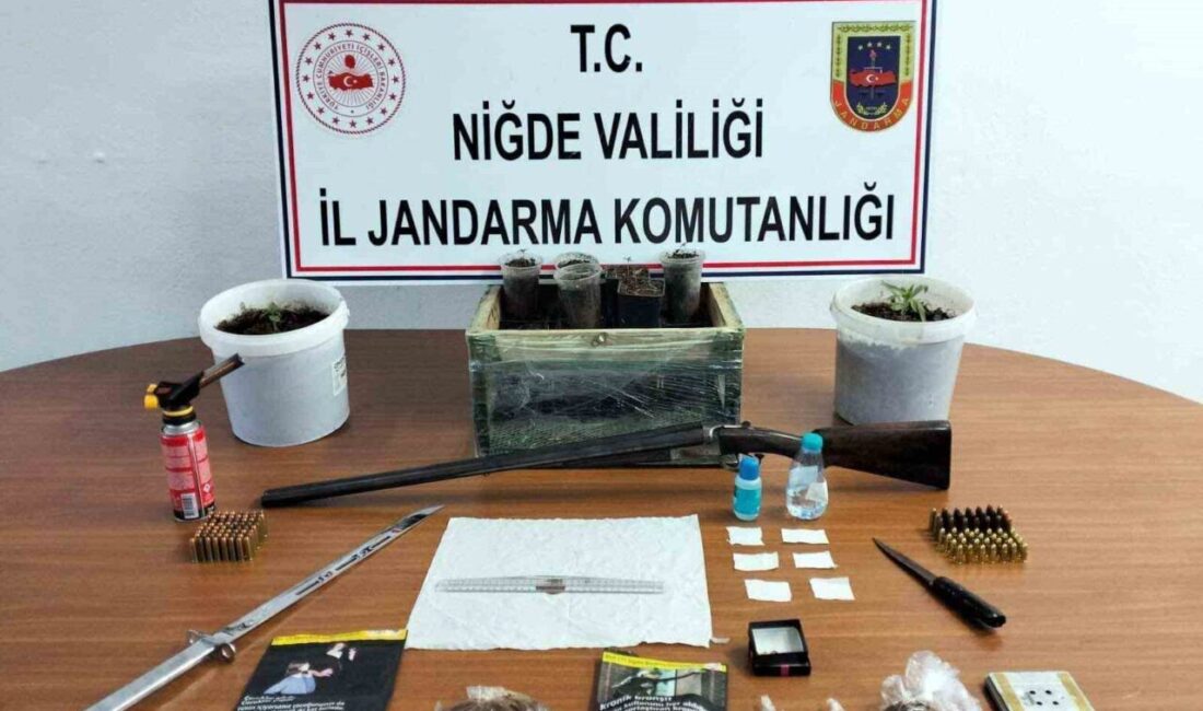 Niğde’de jandarmadan uyuşturucu ve kaçak ürün operasyonu Niğde İl Jandarma Komutanlığı ekipleri, gerçekleştirdiği başarılı operasyonlarla uyuşturucu madde