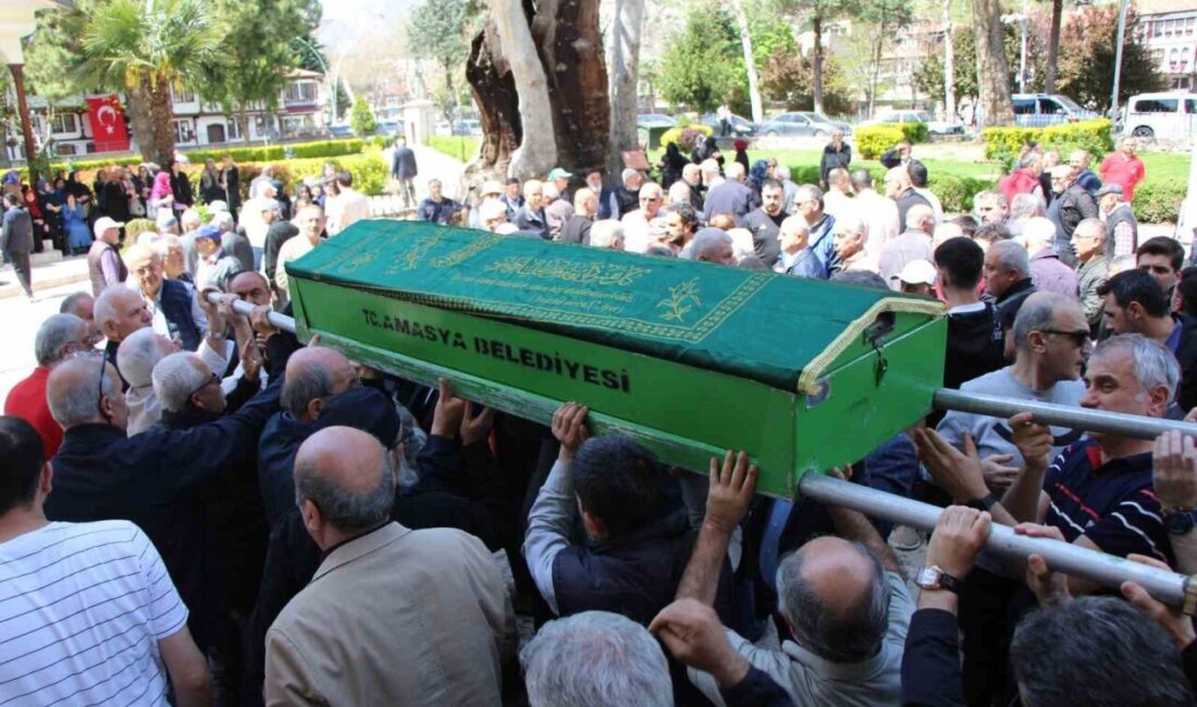 Oyuncu Yavuz Çetin, son yolculuğuna uğurlandı Yakalandığı amansız hastalığa yenik düşerek hayatını kaybeden oyuncu ve şair